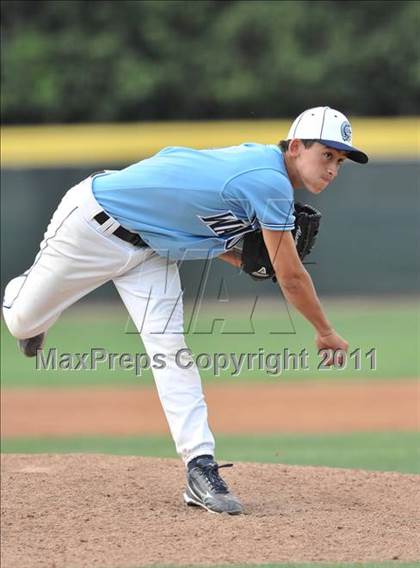 Thumbnail 1 in Valley Christian vs. Chatsworth (Hard 9 National Classic) photogallery.