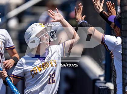 Thumbnail 1 in Salinas vs. Monterey (CIF CCS Division 2 Final) photogallery.