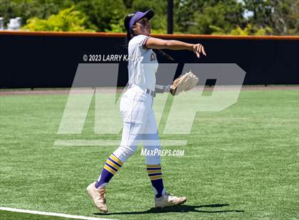 Thumbnail 3 in Salinas vs. Monterey (CIF CCS Division 2 Final) photogallery.