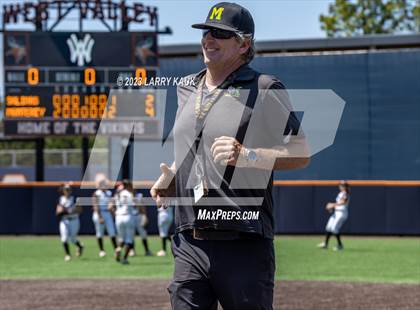 Thumbnail 2 in Salinas vs. Monterey (CIF CCS Division 2 Final) photogallery.