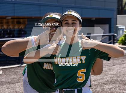 Thumbnail 2 in Salinas vs. Monterey (CIF CCS Division 2 Final) photogallery.