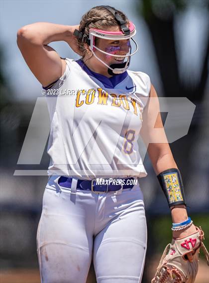 Thumbnail 3 in Salinas vs. Monterey (CIF CCS Division 2 Final) photogallery.