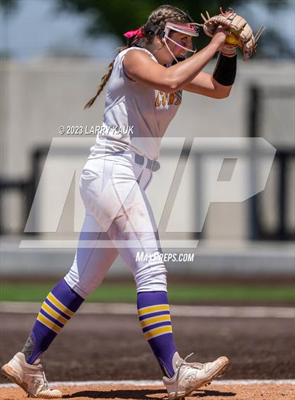 Thumbnail 3 in Salinas vs. Monterey (CIF CCS Division 2 Final) photogallery.