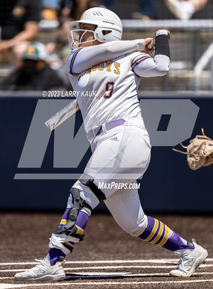 Thumbnail 2 in Salinas vs. Monterey (CIF CCS Division 2 Final) photogallery.