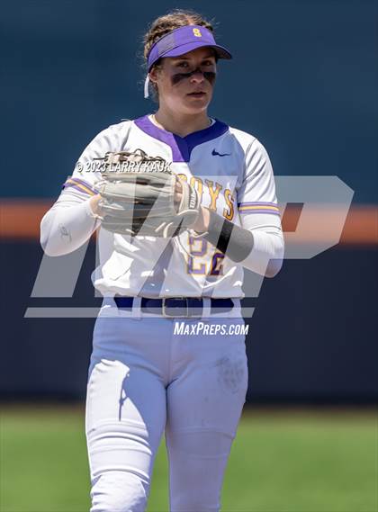 Thumbnail 2 in Salinas vs. Monterey (CIF CCS Division 2 Final) photogallery.