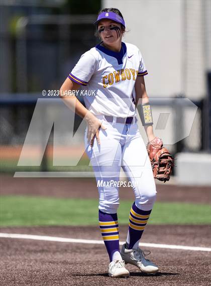 Thumbnail 3 in Salinas vs. Monterey (CIF CCS Division 2 Final) photogallery.