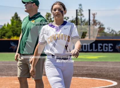 Thumbnail 3 in Salinas vs. Monterey (CIF CCS Division 2 Final) photogallery.