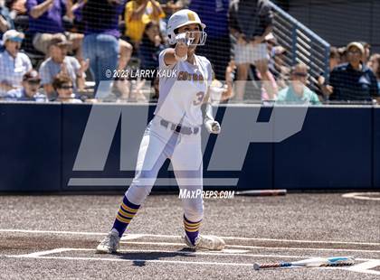 Thumbnail 1 in Salinas vs. Monterey (CIF CCS Division 2 Final) photogallery.