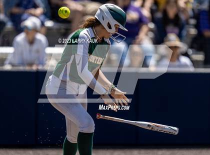 Thumbnail 2 in Salinas vs. Monterey (CIF CCS Division 2 Final) photogallery.
