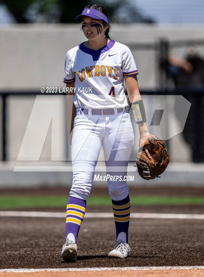 Thumbnail 2 in Salinas vs. Monterey (CIF CCS Division 2 Final) photogallery.