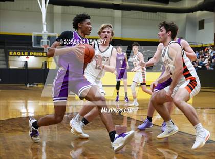 Thumbnail 3 in Gary vs. Chireno (UIL 2A Division II Basketball Bi-District Playoff) photogallery.