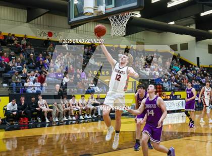 Thumbnail 3 in Gary vs. Chireno (UIL 2A Division II Basketball Bi-District Playoff) photogallery.