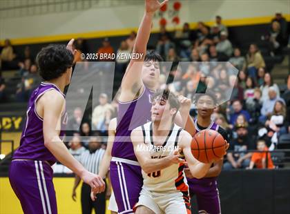 Thumbnail 1 in Gary vs. Chireno (UIL 2A Division II Basketball Bi-District Playoff) photogallery.