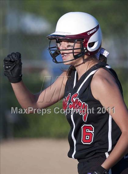 Thumbnail 2 in East Surry vs. Murphy (NCHSAA 1A Semifinal) photogallery.