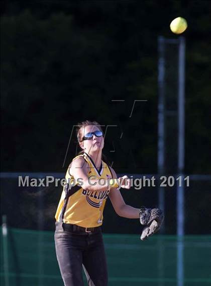 Thumbnail 1 in East Surry vs. Murphy (NCHSAA 1A Semifinal) photogallery.