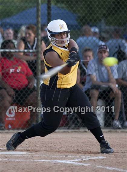 Thumbnail 3 in East Surry vs. Murphy (NCHSAA 1A Semifinal) photogallery.