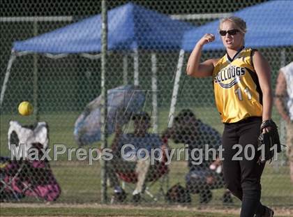 Thumbnail 3 in East Surry vs. Murphy (NCHSAA 1A Semifinal) photogallery.