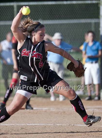 Thumbnail 3 in East Surry vs. Murphy (NCHSAA 1A Semifinal) photogallery.