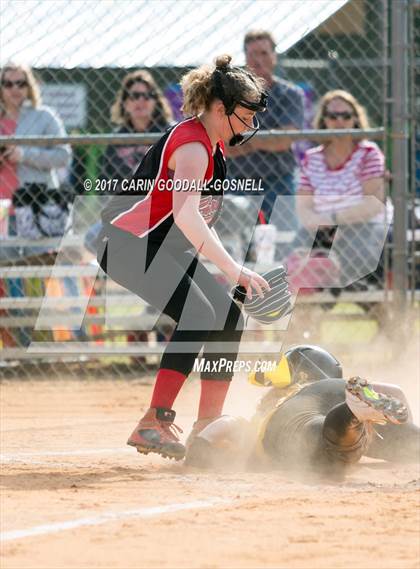 Thumbnail 2 in JV: Currituck vs. Topsail photogallery.