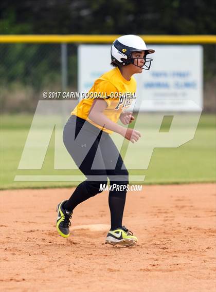 Thumbnail 1 in JV: Currituck vs. Topsail photogallery.