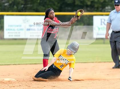 Thumbnail 3 in JV: Currituck vs. Topsail photogallery.