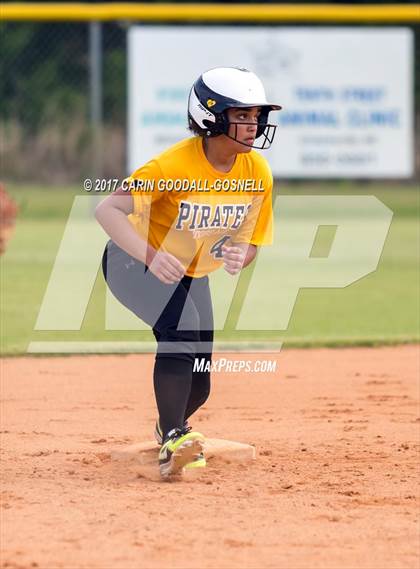 Thumbnail 3 in JV: Currituck vs. Topsail photogallery.