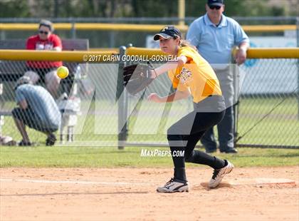 Thumbnail 1 in JV: Currituck vs. Topsail photogallery.