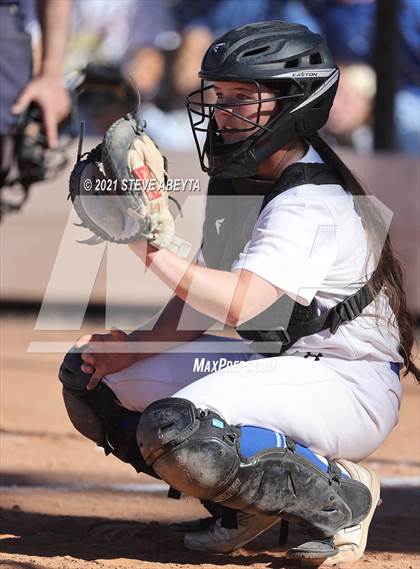 Thumbnail 1 in Broomfield vs. Legacy (CHSAA 5A 1st Round Playoff) photogallery.