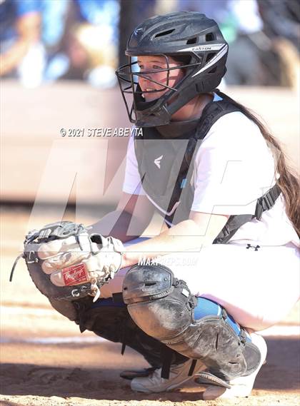 Thumbnail 3 in Broomfield vs. Legacy (CHSAA 5A 1st Round Playoff) photogallery.