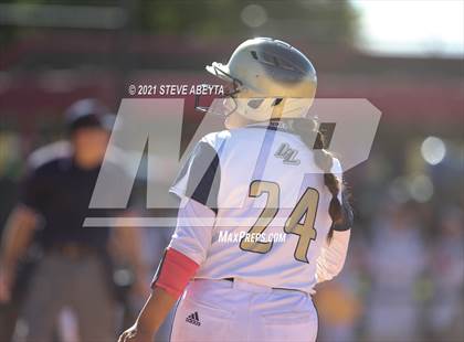 Thumbnail 1 in Broomfield vs. Legacy (CHSAA 5A 1st Round Playoff) photogallery.
