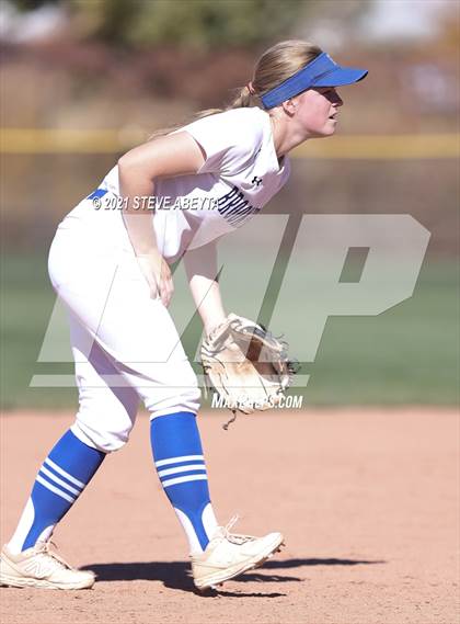 Thumbnail 3 in Broomfield vs. Legacy (CHSAA 5A 1st Round Playoff) photogallery.
