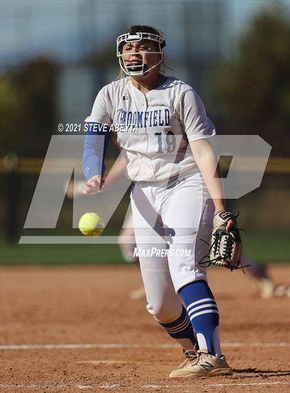 Thumbnail 3 in Broomfield vs. Legacy (CHSAA 5A 1st Round Playoff) photogallery.