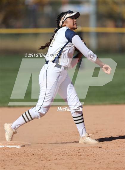 Thumbnail 3 in Broomfield vs. Legacy (CHSAA 5A 1st Round Playoff) photogallery.