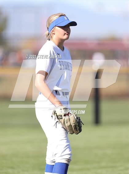 Thumbnail 2 in Broomfield vs. Legacy (CHSAA 5A 1st Round Playoff) photogallery.
