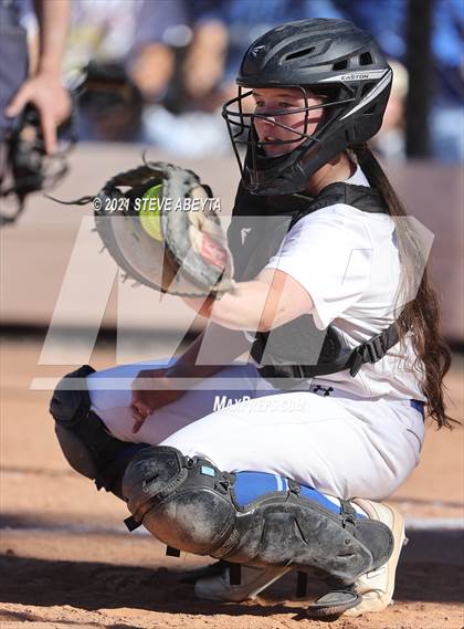 Thumbnail 2 in Broomfield vs. Legacy (CHSAA 5A 1st Round Playoff) photogallery.