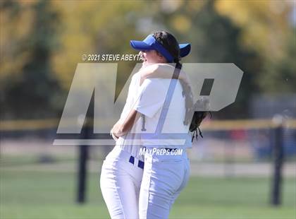 Thumbnail 3 in Broomfield vs. Legacy (CHSAA 5A 1st Round Playoff) photogallery.