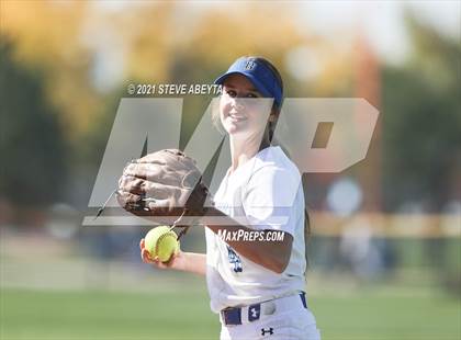 Thumbnail 2 in Broomfield vs. Legacy (CHSAA 5A 1st Round Playoff) photogallery.