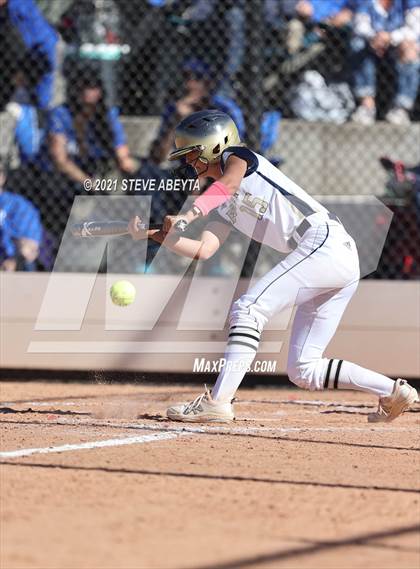 Thumbnail 2 in Broomfield vs. Legacy (CHSAA 5A 1st Round Playoff) photogallery.