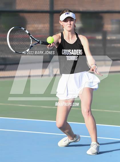 Thumbnail 1 in Northwest Christian vs. Valley Lutheran photogallery.