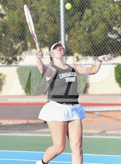 Thumbnail 3 in Northwest Christian vs. Valley Lutheran photogallery.