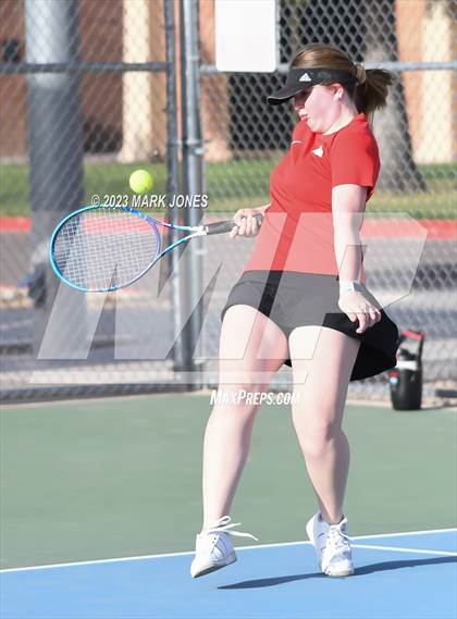 Thumbnail 3 in Northwest Christian vs. Valley Lutheran photogallery.