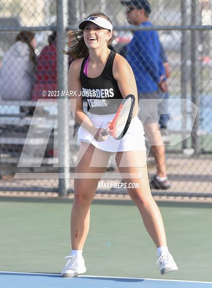 Thumbnail 3 in Northwest Christian vs. Valley Lutheran photogallery.