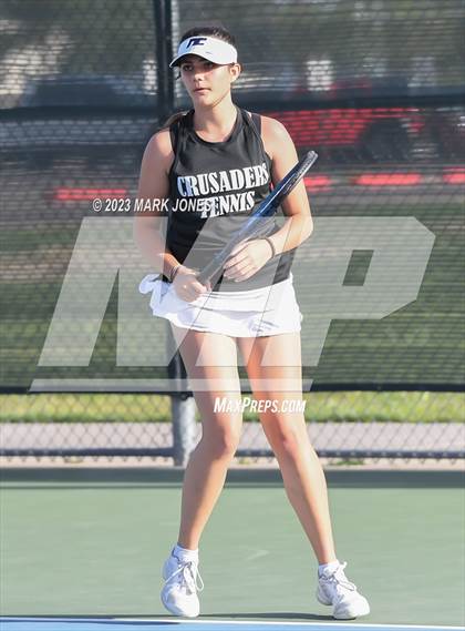 Thumbnail 2 in Northwest Christian vs. Valley Lutheran photogallery.
