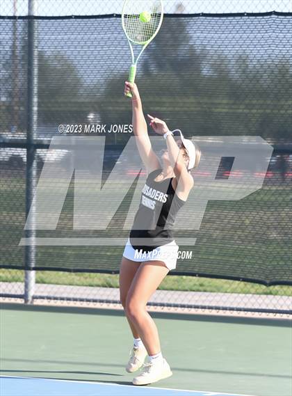 Thumbnail 1 in Northwest Christian vs. Valley Lutheran photogallery.