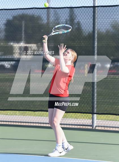 Thumbnail 2 in Northwest Christian vs. Valley Lutheran photogallery.
