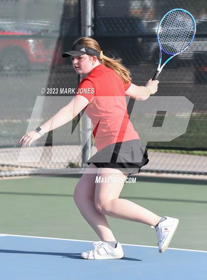 Thumbnail 1 in Northwest Christian vs. Valley Lutheran photogallery.
