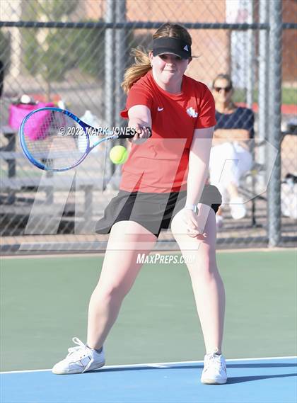 Thumbnail 2 in Northwest Christian vs. Valley Lutheran photogallery.