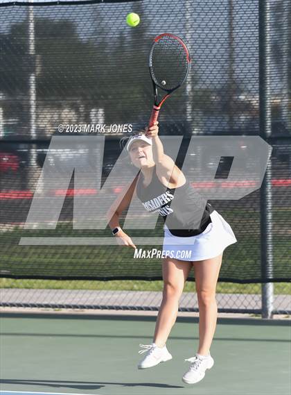 Thumbnail 3 in Northwest Christian vs. Valley Lutheran photogallery.