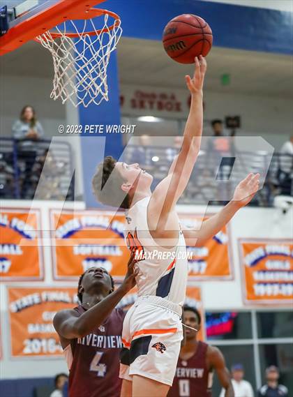 Thumbnail 1 in Riverview vs Bradenton Christian School photogallery.
