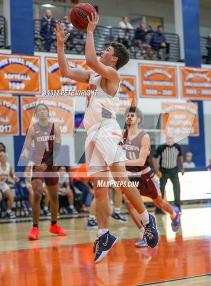 Thumbnail 1 in Riverview vs Bradenton Christian School photogallery.